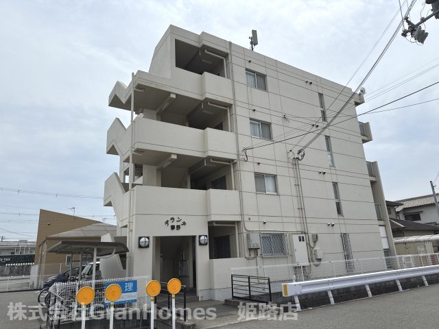 デランテ蓼野の外観