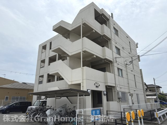 デランテ蓼野の外観