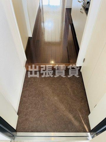 ジュエルズコートの玄関