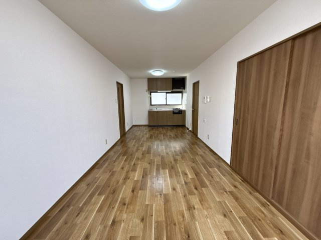 グランドール・ユウＡ棟の居間・リビング