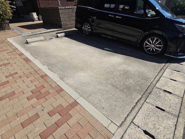 アーバンフォレストⅠ棟の駐車場