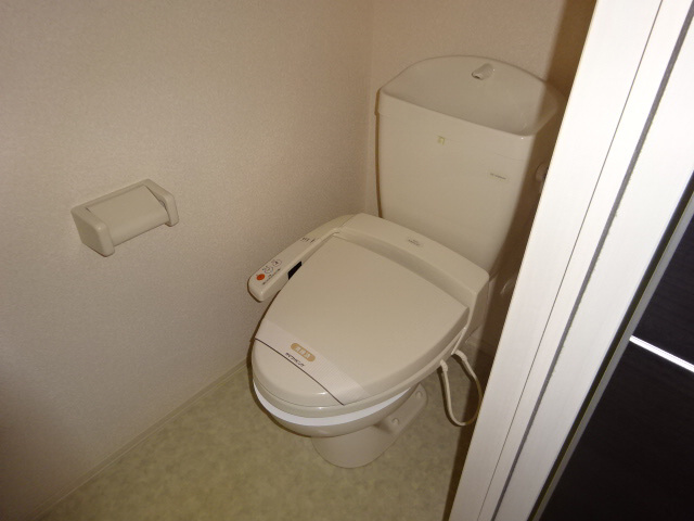 ウィルモア垂水D棟のトイレ