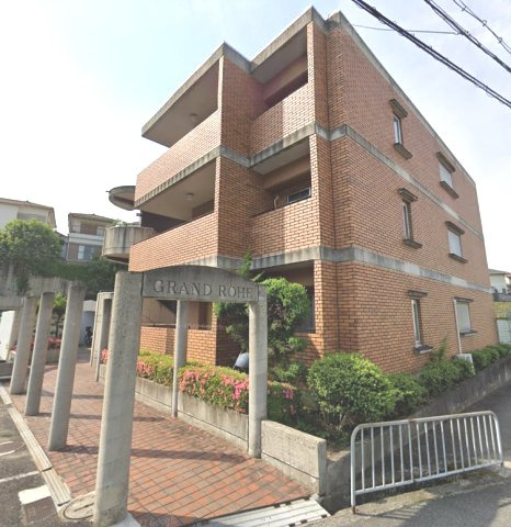箕面市稲６丁目の賃貸マンションの外観