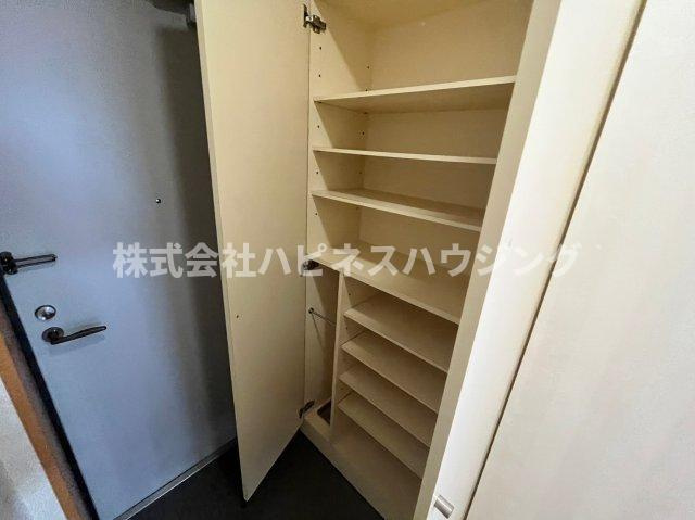 インシュランスビルⅩⅤ旭町の玄関