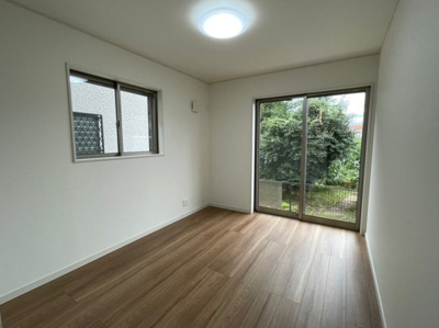 【洋室】 | 郷地町貸家 | 1階洋室6.12帖
※前回募集時の写真です。現状優先