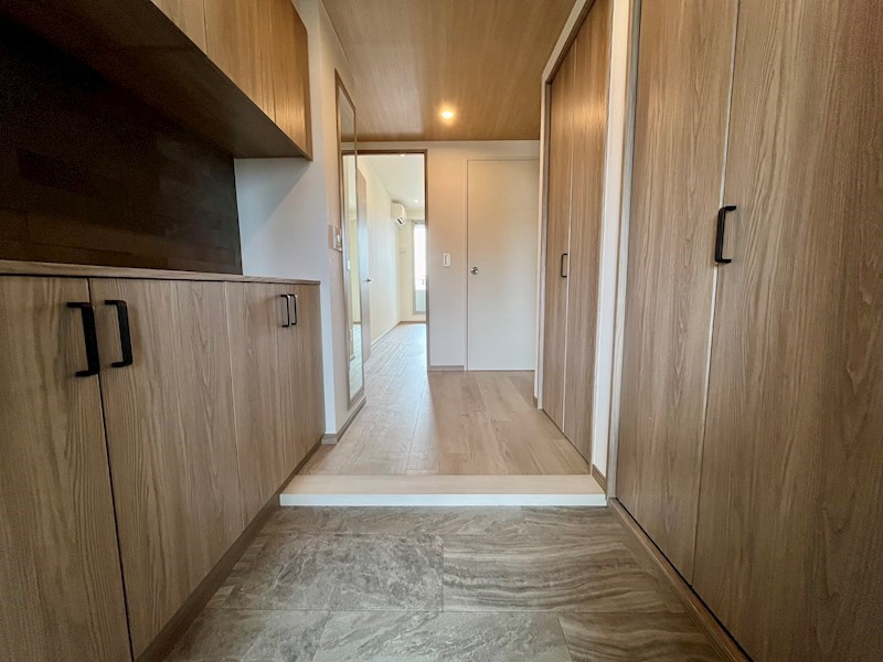 港区西麻布４丁目の賃貸マンションの玄関|同タイプ参照（9F）