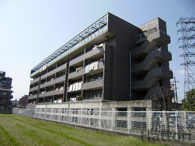 ラフォーレ北園田の外観パース