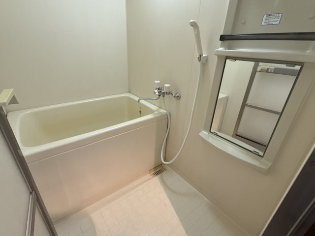 サンヴェール坊垣の浴室