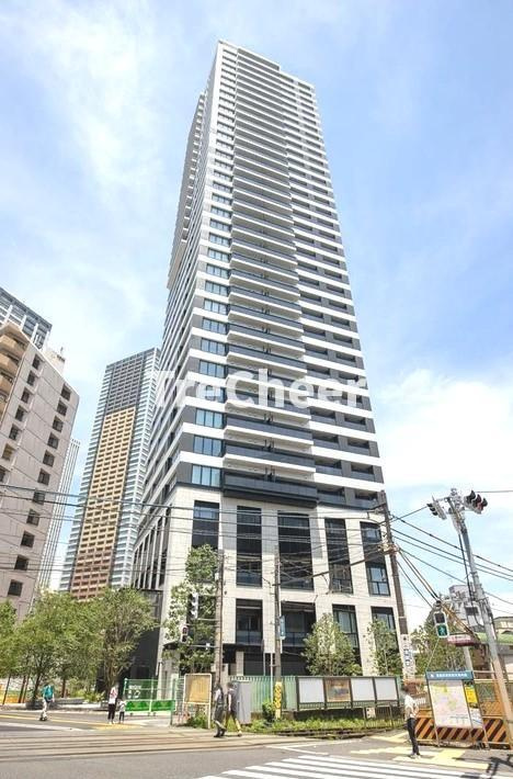 プラウドタワー東池袋ステーションアリーナの外観