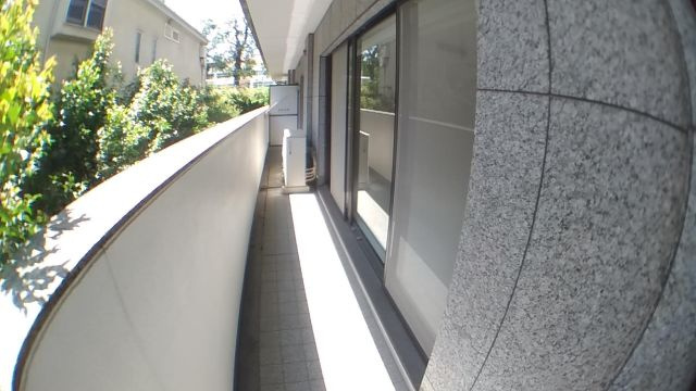 港区西麻布４丁目の賃貸マンションのバルコニー|同タイプ参照