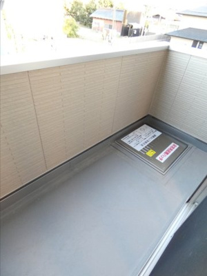 【バルコニー】 | リヴェール | バルコニー付きです