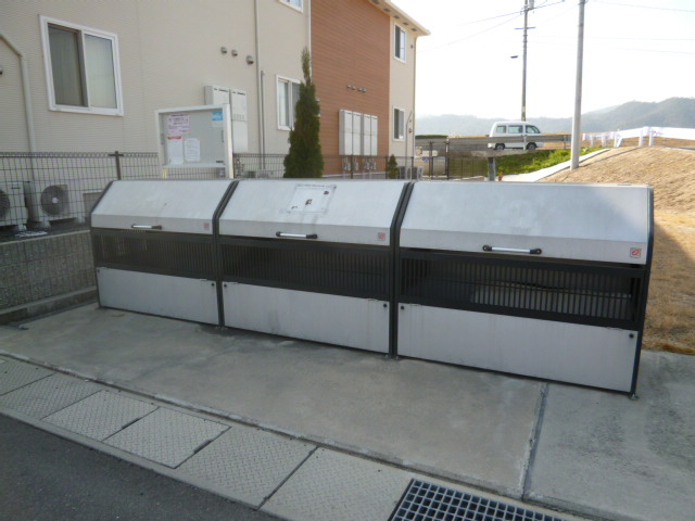 総社市井尻野のアパートのその他共用部分|敷地内ゴミＳＴ・当番なし