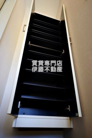 シェソワ黒川のその他|シューズボックス