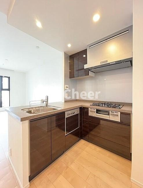 グランドミレーニアタワー＆スイートのキッチン|別部屋：参考写真