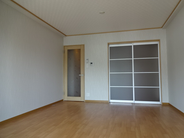 キャスティーヨ山野井の居間・リビング