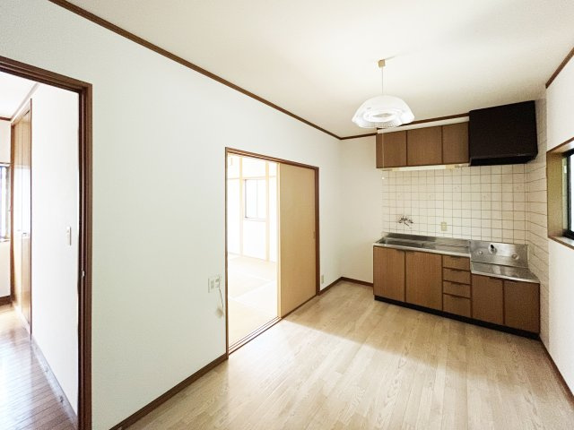 第3葵ハイツの居間・リビング