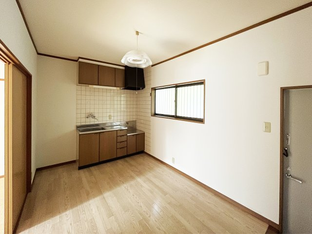 第3葵ハイツの居間・リビング