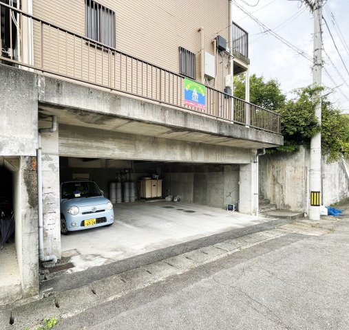 第3葵ハイツの駐車場
