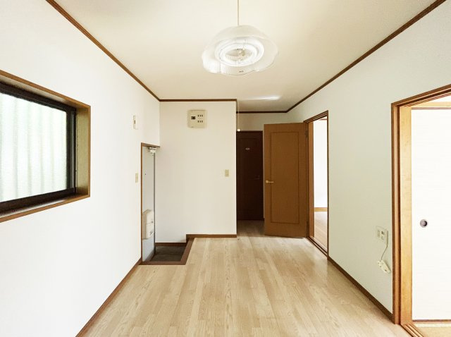 第3葵ハイツの居間・リビング