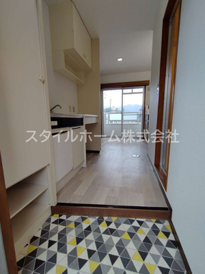 【玄関】 | ハイツ多米Ⅰ番館 | イメージ写真です。