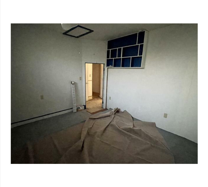 つくば市森の里店舗併用住宅の洋室