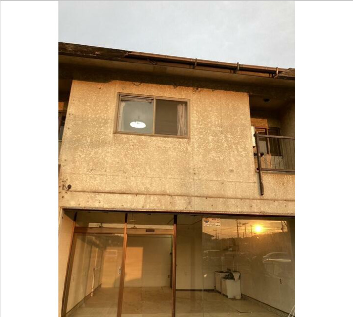 つくば市森の里店舗併用住宅の外観