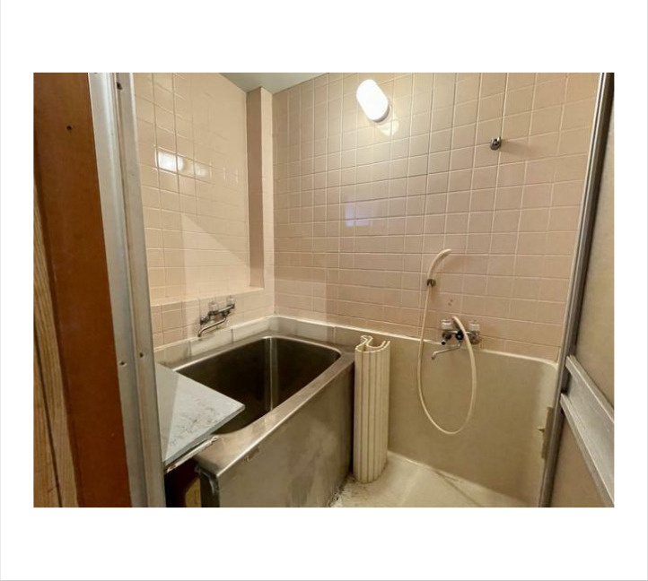 つくば市森の里店舗併用住宅の浴室