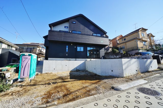 【横浜市旭区市沢町1104-23新築戸建て】★仲介手数料無料★（市沢小学校・西谷中学校）の外観