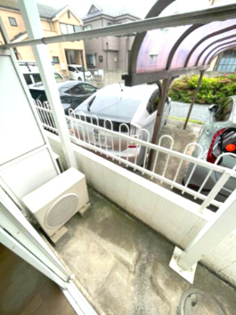 レオパレス府中のバルコニー