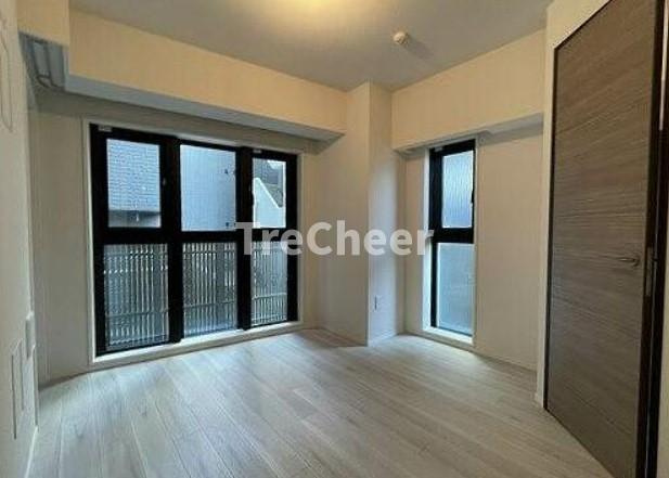 ザ・ライオンズ池袋の居間・リビング