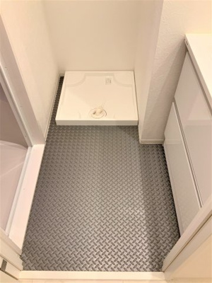 【設備】 | C.COLOR南新町 | 洗濯機置き場が室内にあります♪