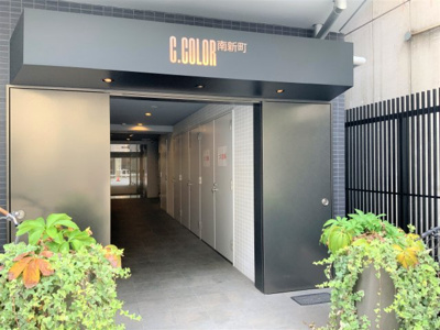 【エントランス】 | C.COLOR南新町 | オシャレなエントランスです♪