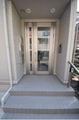 【エントランス】初音町壱番館 