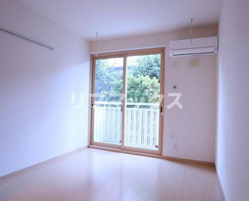 【寝室】クレスト西戸部