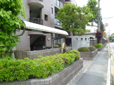 ★建物入り口★