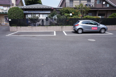 敷地内駐車場　※空き要確認