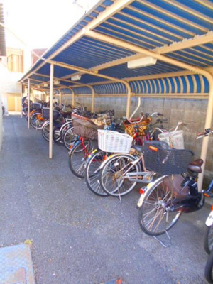 【その他共用部分】 | 三角ロイヤルハイツ | 駐輪場