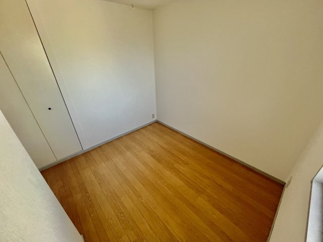 【洋室】 | CREST HABIKINO
