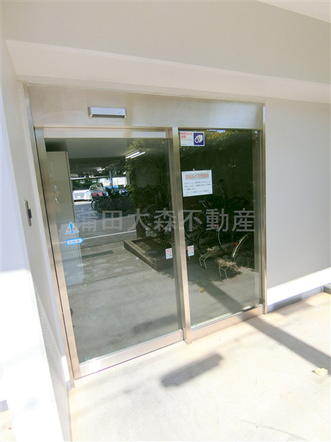 アイディーコート多摩川グランコンフォールのエントランス