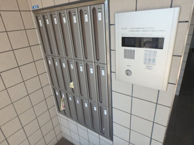 【その他共用部分】 | コンフォール甲子園口 | オートロックで安心。