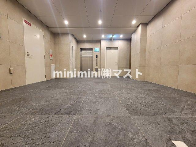 セオリー天王寺南DOORの駐車場