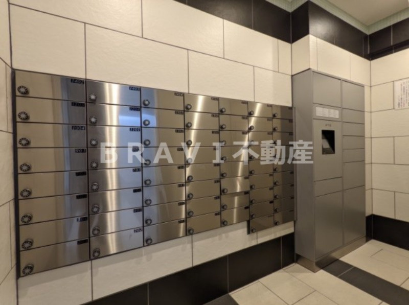 エスリード大阪城クローグ BRAVI不動産のその他共用部分|【エスリード大阪城クローグ】郵便受けと宅配ボックス