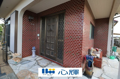 【玄関】 | 宇部市中野開作462（中古二階建）