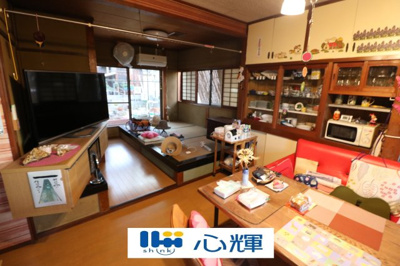 【居間・リビング】 | 宇部市中野開作462（中古二階建）