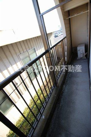 ガーデンR2のバルコニー|バルコニー付きです