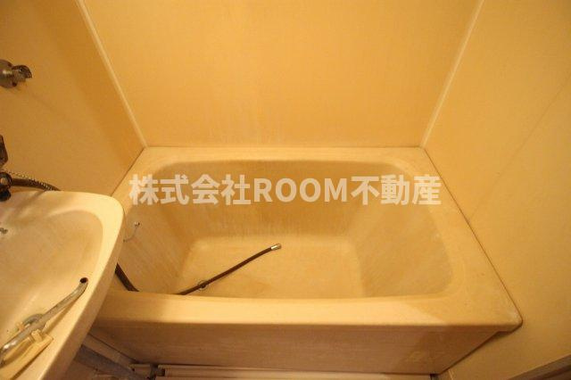 ガーデンR2の浴室|コンパクトで使いやすいお風呂です