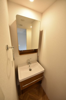 【独立洗面台】 | セレニテ三宮プリエ