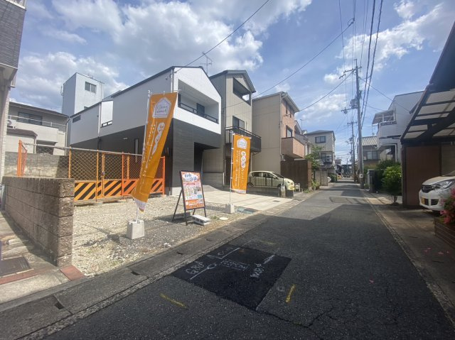 嵯峨野開町の前面道路含む現地写真