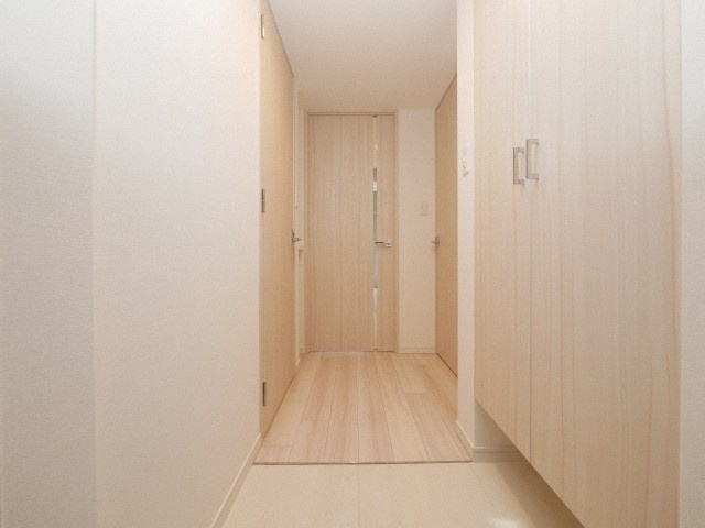 S-RESIDENCE阿波座WESTの玄関