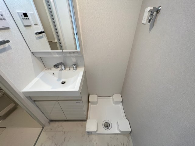 S-RESIDENCEドーム前千代崎の洗面所